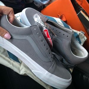 NWT all grey suede vans custom